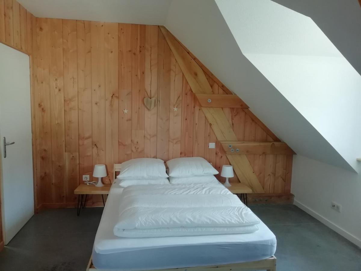Gîte de Granit Noir Besse-et-Saint-Anastaise Extérieur photo
