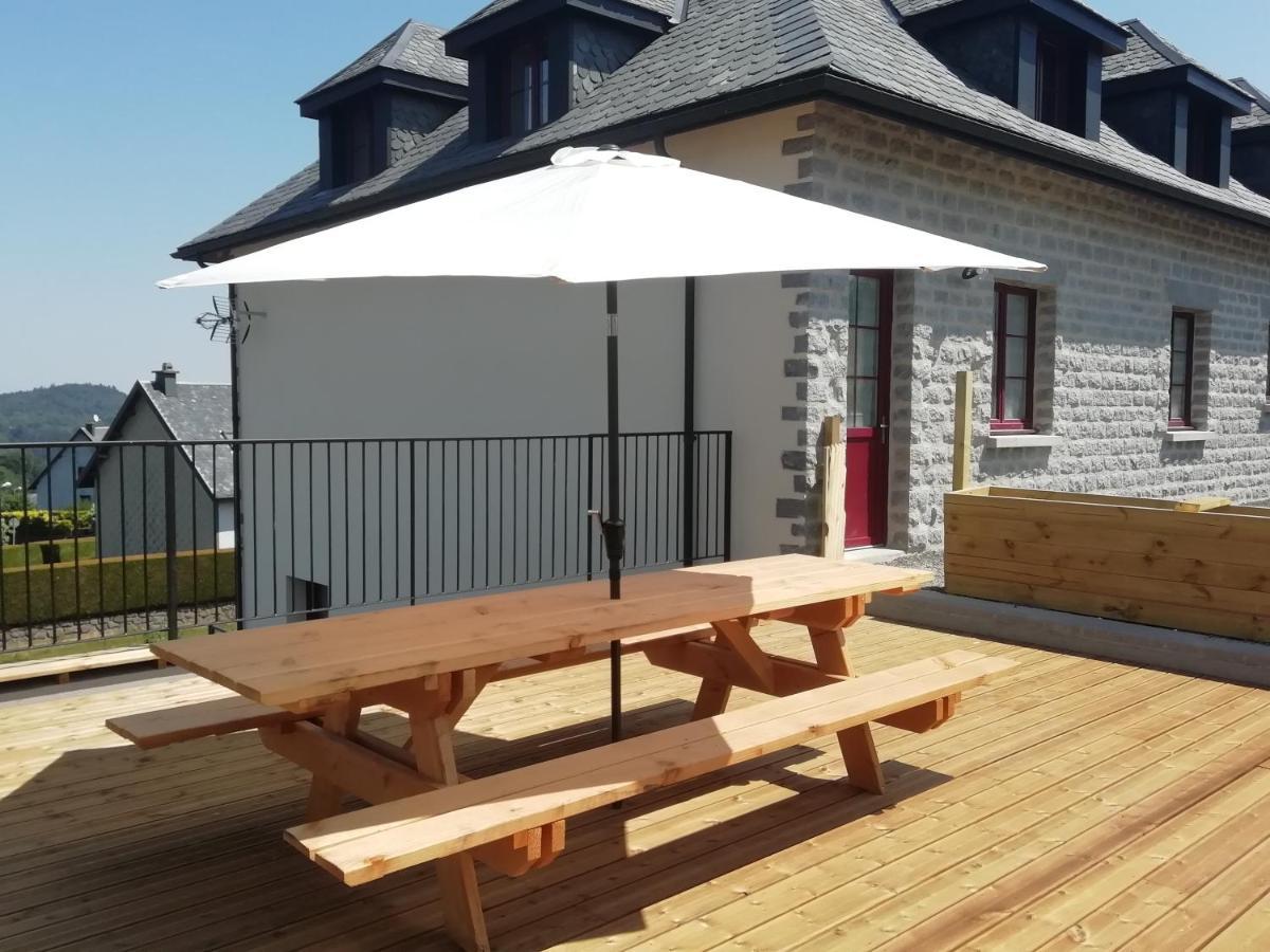 Gîte de Granit Noir Besse-et-Saint-Anastaise Extérieur photo